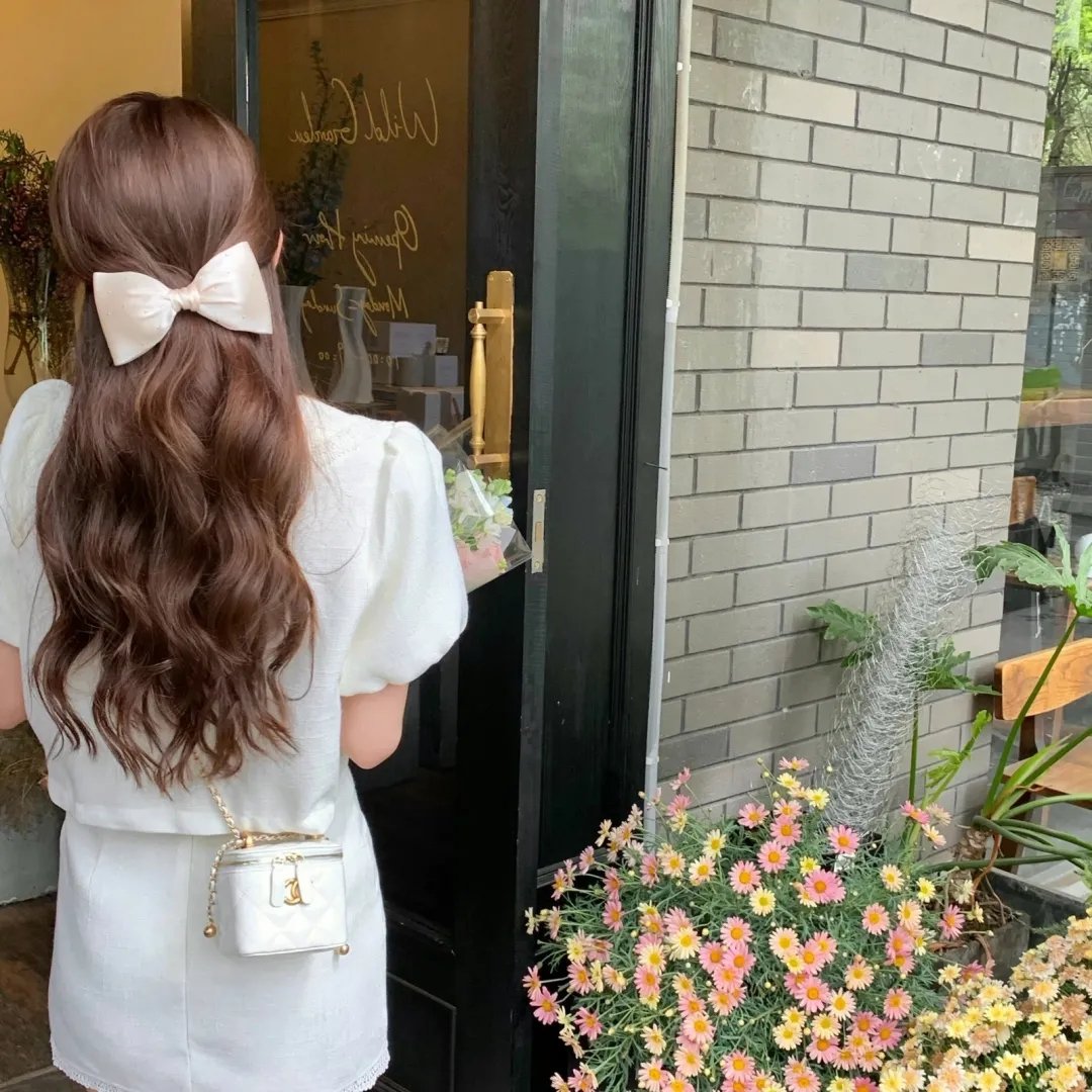 空房间里的妻子